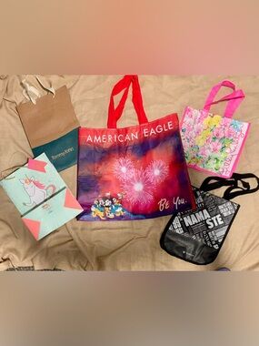 Designer & Brand Reusable Gift Bag Bundle – 5 Bags – New, Never Used